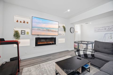 Photo 35 at 143 Ballantyne Boulevard, Vellore Village, Vaughan
