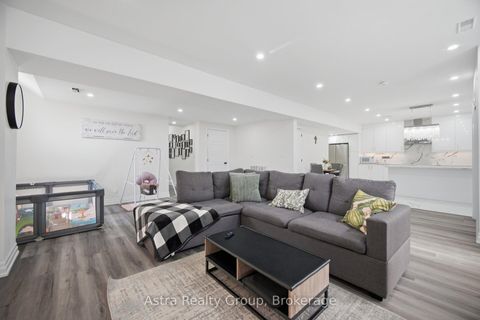 Photo 36 at 143 Ballantyne Boulevard, Vellore Village, Vaughan