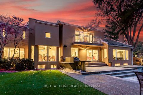 Photo 2 at 1 Friars Lane, Rosethorn, Toronto