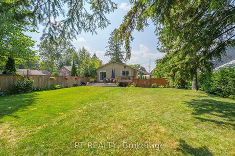 Photo 1 at 31 Patrick Drive, Aurora Highlands, Aurora