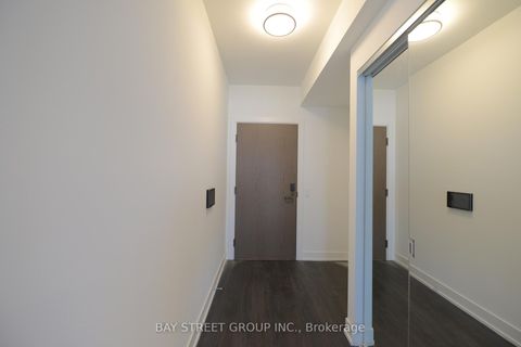 Photo 4 at 2802 - 30 Inn On The Park Drive, Don Mills, Toronto