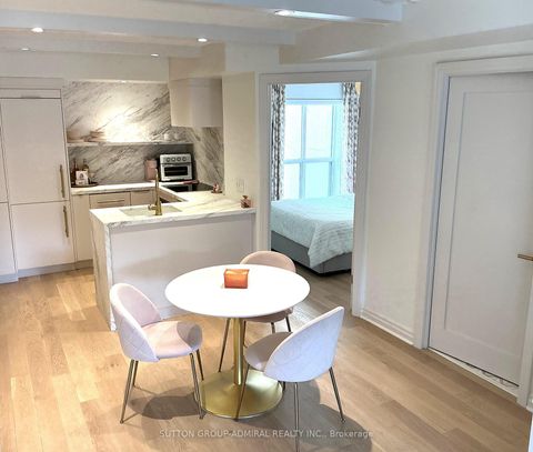 Photo 4 at 301 - 1174 Yonge Street, Annex, Toronto