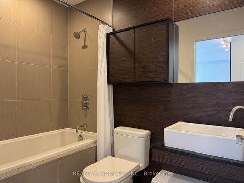 Photo 6 at 1605 - 75 St Nicholas Street, Bay Street Corridor, Toronto