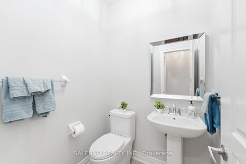 Photo 22 at 17 Balderson Drive, Kleinburg, Vaughan