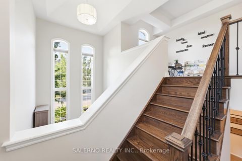 Photo 24 at 17 Balderson Drive, Kleinburg, Vaughan