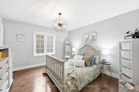 Photo 33 at 17 Balderson Drive, Kleinburg, Vaughan