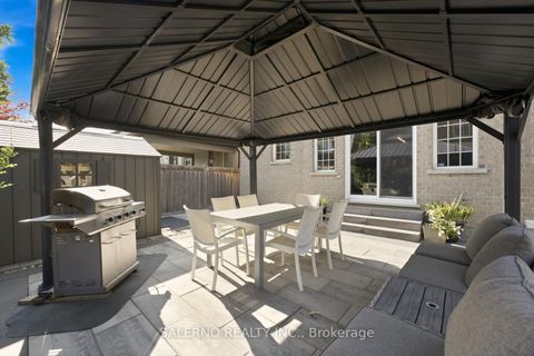 Photo 43 at 17 Balderson Drive, Kleinburg, Vaughan
