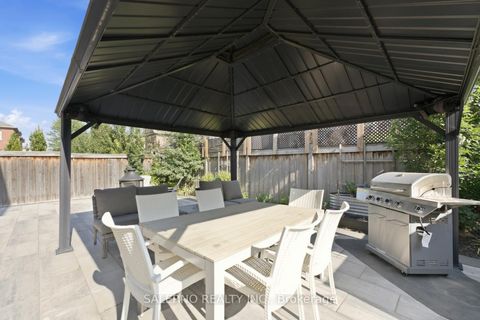 Photo 44 at 17 Balderson Drive, Kleinburg, Vaughan