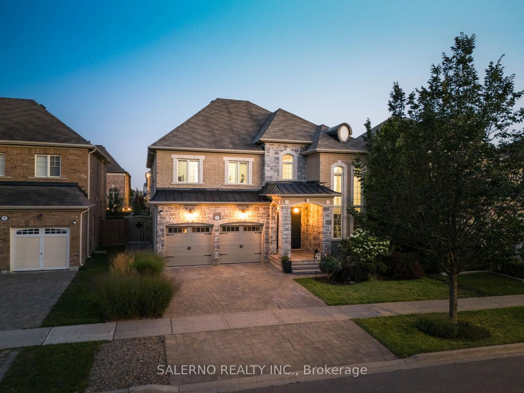 17 Balderson Drive, Kleinburg, Vaughan photo number 2