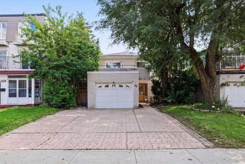 Photo 1 at 45 Chipwood Crescent, Pleasant View, Toronto