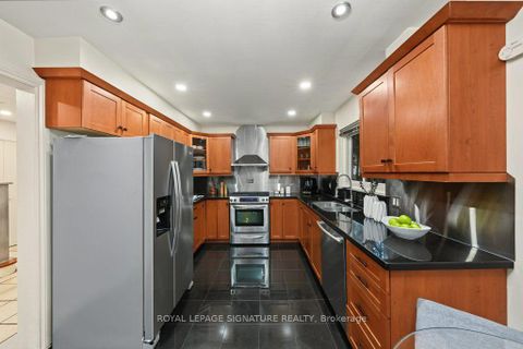 Photo 6 at 45 Chipwood Crescent, Pleasant View, Toronto