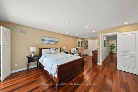 Photo 20 at 45 Chipwood Crescent, Pleasant View, Toronto
