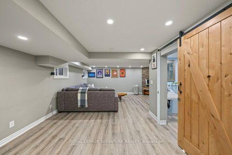 Photo 34 at 45 Chipwood Crescent, Pleasant View, Toronto
