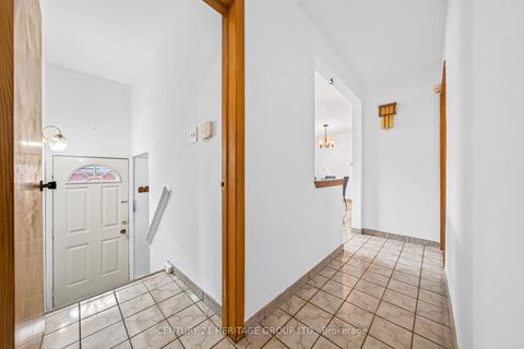 Photo 17 at 33 Jeanette Street, Cliffcrest, Toronto