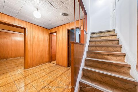 Photo 23 at 33 Jeanette Street, Cliffcrest, Toronto