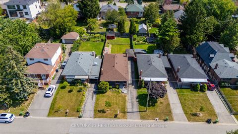 Photo 31 at 33 Jeanette Street, Cliffcrest, Toronto