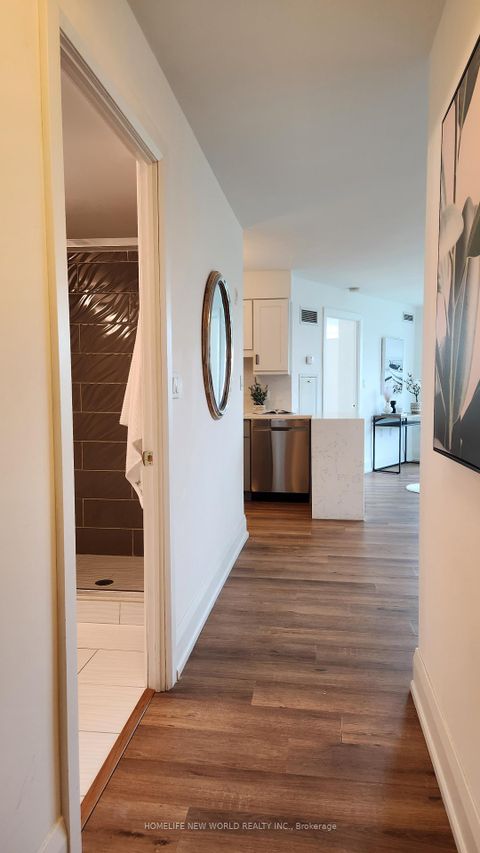 Photo 7 at 404 - 3830 Bathurst Street, Clanton Park, Toronto