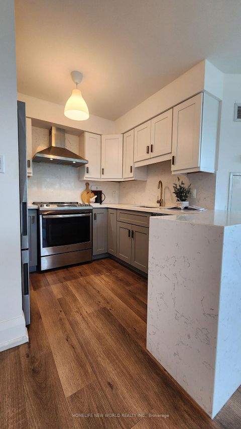 Photo 9 at 404 - 3830 Bathurst Street, Clanton Park, Toronto