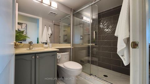 Photo 10 at 404 - 3830 Bathurst Street, Clanton Park, Toronto