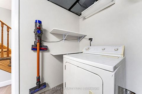 Photo 17 at 62 Tania Crescent, Maple, Vaughan