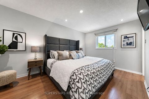Photo 20 at 62 Tania Crescent, Maple, Vaughan