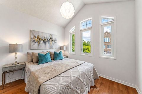 Photo 23 at 62 Tania Crescent, Maple, Vaughan