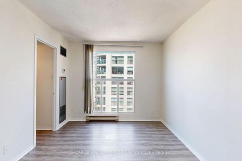 Photo 15 at 3512 - 99 Harbour Square, Waterfront Communities C1, Toronto
