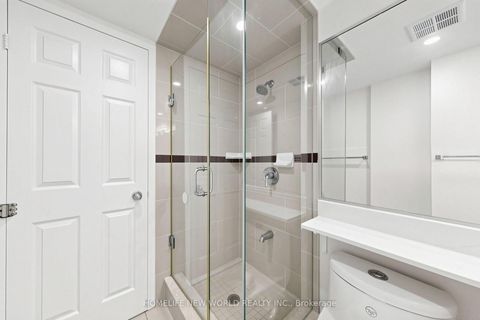 Photo 25 at 3512 - 99 Harbour Square, Waterfront Communities C1, Toronto