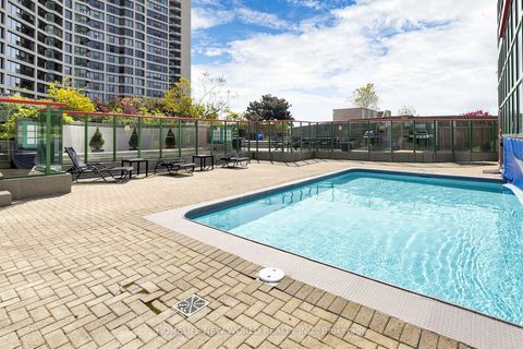 Photo 43 at 3512 - 99 Harbour Square, Waterfront Communities C1, Toronto