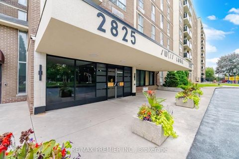 Photo 2 at 406 - 2825 Islington Avenue, Humber Summit, Toronto