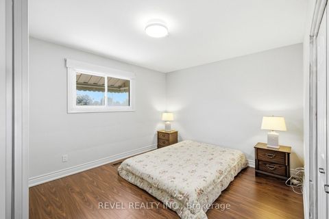 Photo 12 at 17 Amberjack Boulevard, Woburn, Toronto