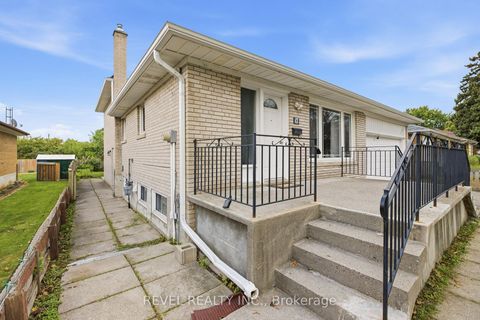 Photo 16 at 17 Amberjack Boulevard, Woburn, Toronto