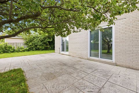 Photo 30 at 17 Amberjack Boulevard, Woburn, Toronto