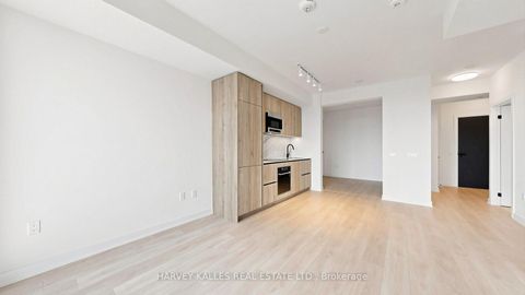 Photo 6 at 3113 - 127 Broadway Avenue, Mount Pleasant West, Toronto