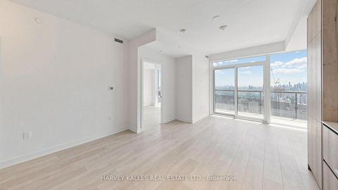 Photo 13 at 3113 - 127 Broadway Avenue, Mount Pleasant West, Toronto