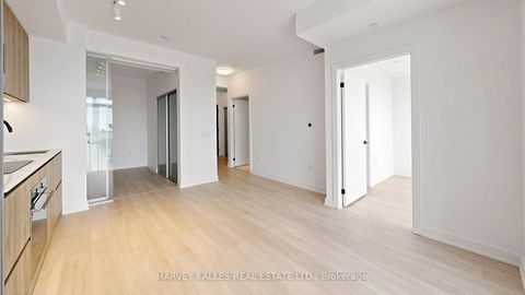 Photo 14 at 3113 - 127 Broadway Avenue, Mount Pleasant West, Toronto