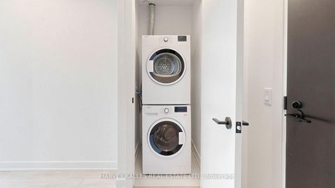 Photo 28 at 3113 - 127 Broadway Avenue, Mount Pleasant West, Toronto