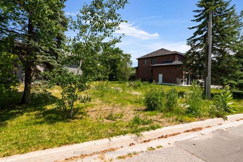 Photo 3 at 1953 St Paul Road, Alcona, Innisfil