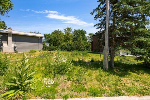 Photo 4 at 1953 St Paul Road, Alcona, Innisfil