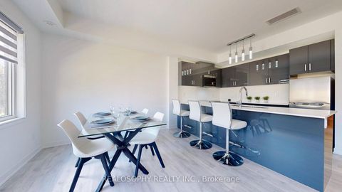Photo 10 at 8 - 10 Marquette Avenue, Lawrence, Toronto