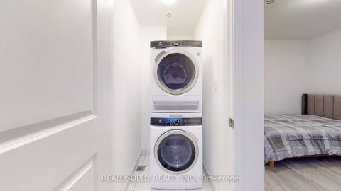Photo 39 at 8 - 10 Marquette Avenue, Lawrence, Toronto