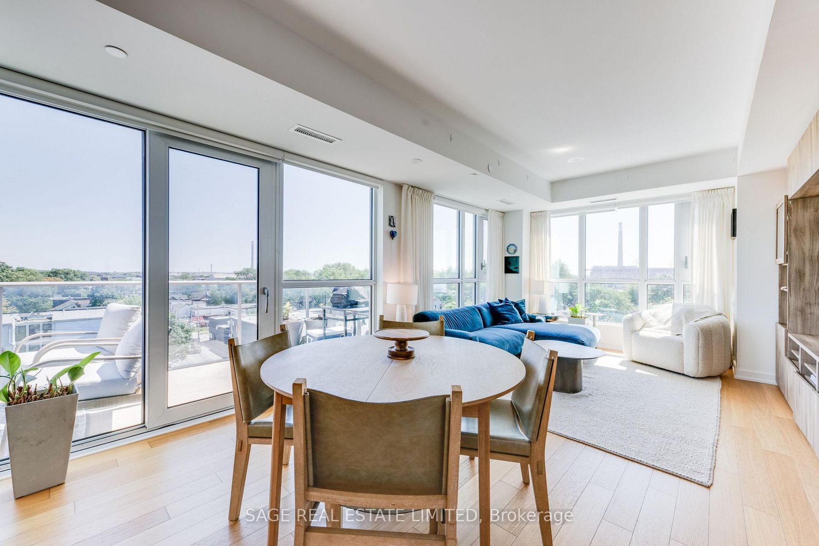 734 - 150 Logan Avenue, South Riverdale, Toronto 