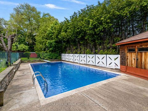 Photo 8 at 522 Cummer Avenue, Steeles, Toronto