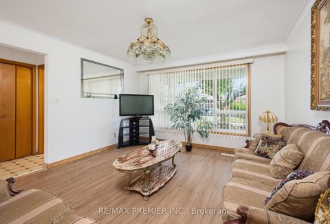 Photo 4 at 27 Whitfield Avenue, Humber Summit, Toronto
