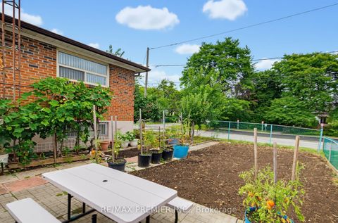 Photo 23 at 27 Whitfield Avenue, Humber Summit, Toronto