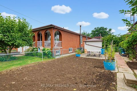 Photo 25 at 27 Whitfield Avenue, Humber Summit, Toronto