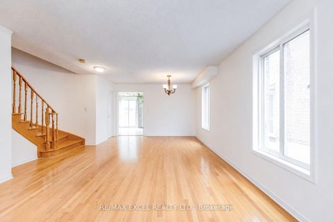 Photo 6 at 50 Casabel Drive, Vellore Village, Vaughan