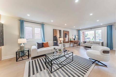 Photo 1 at 146 Cabinet Crescent, West Woodbridge, Vaughan