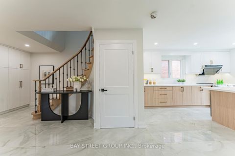 Photo 6 at 146 Cabinet Crescent, West Woodbridge, Vaughan