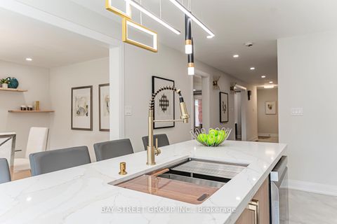 Photo 12 at 146 Cabinet Crescent, West Woodbridge, Vaughan